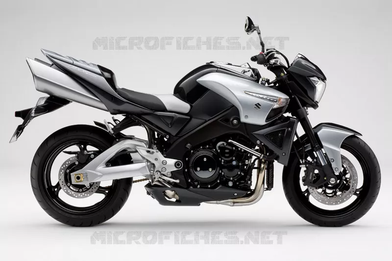 * PHOTOGRAPHIE DE COULEUR GSX1300BKK8 * Suzuki MOTO 1300 B-KING 2011  GSX1300BKAU2K8(E2)