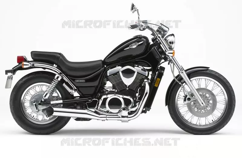 * PHOTOGRAPHIE DE COULEUR VS800K5 * Suzuki MOTO 800 INTRUDER 2004  VS800GLK4(E3/E28)