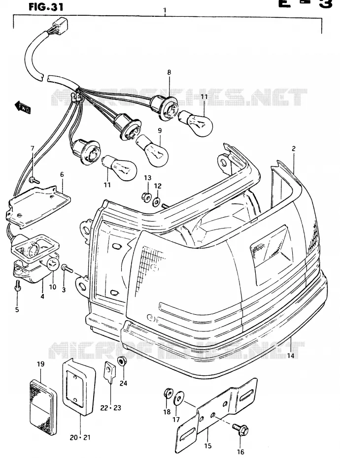 FEU ARRIERE (E2, E4, E17, E39) Suzuki SCOOTER 125 CS 1983  CS125D