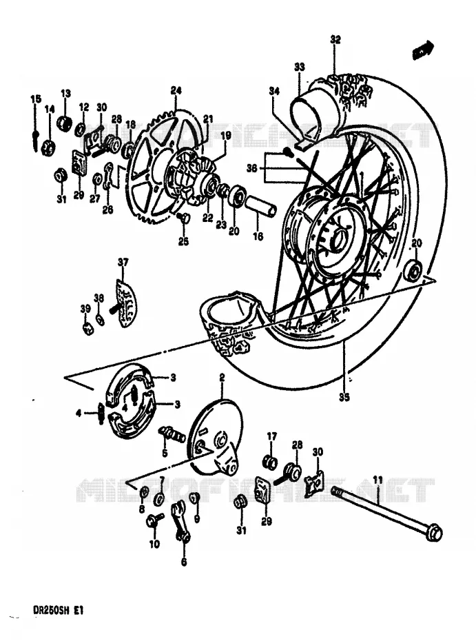 ROUE ARRIERE Suzuki MOTO 250 DR 1984  DR250SE(E/F/G/H)