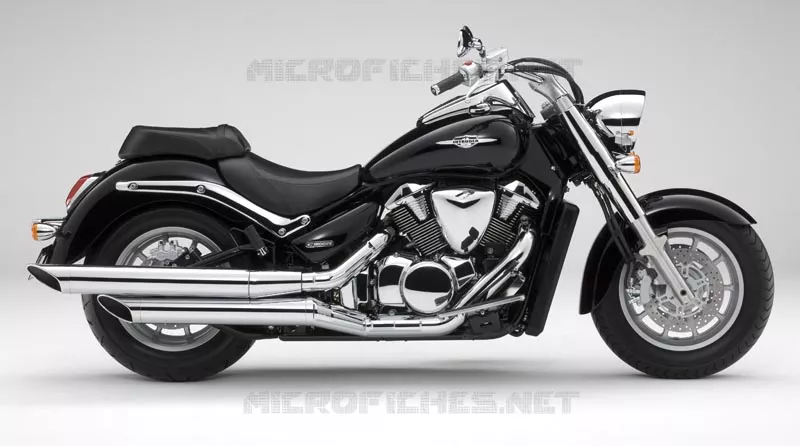 * PHOTOGRAPHIE DE COULEUR VLR1800K9 * Suzuki MOTO 1800 INTRUDER 2010  VLR1800TL0(E2)